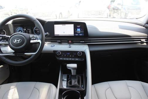 2025 Hyundai ELANTRA HEV Limited