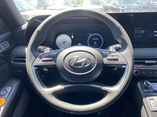2025 Hyundai PALISADE Calligraphy Night Edition