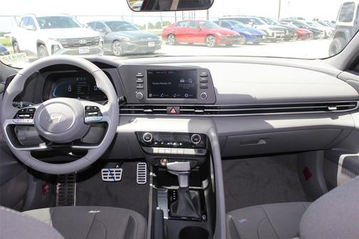 2025 Hyundai ELANTRA Sport