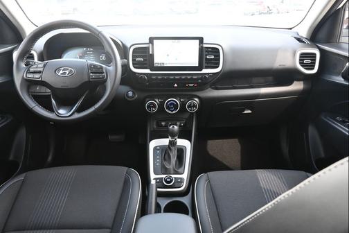 2024 Hyundai VENUE Limited