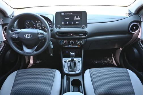2023 Hyundai KONA SE
