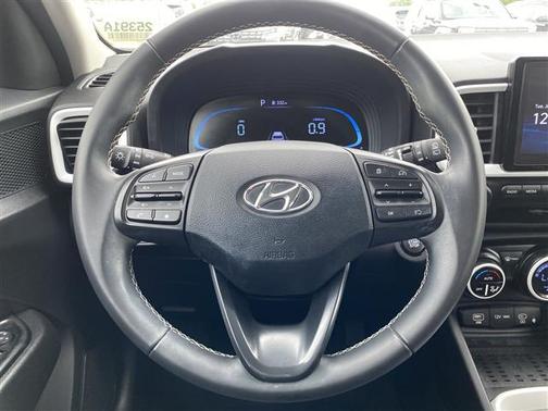 2023 Hyundai VENUE Limited