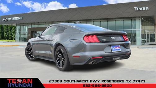 2022 Ford Mustang EcoBoost