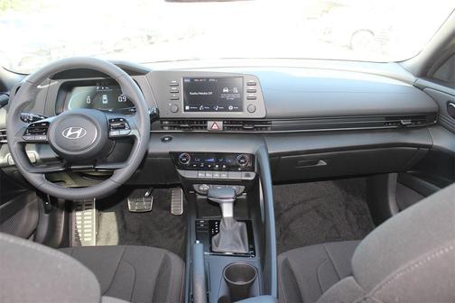 2025 Hyundai ELANTRA Sport