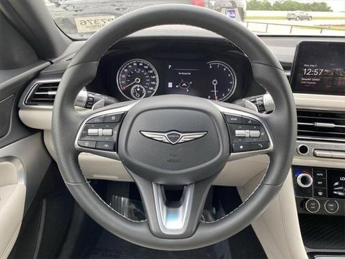 2025 Genesis G70 2.5T RWD