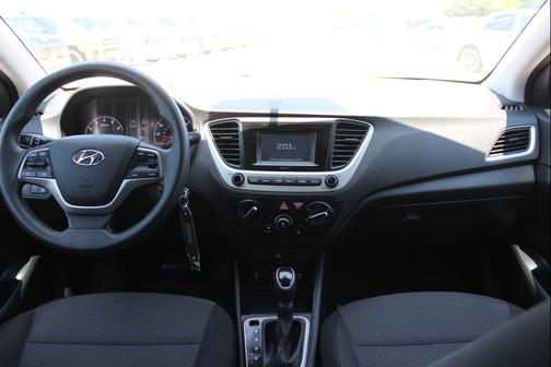 2020 Hyundai Accent SE