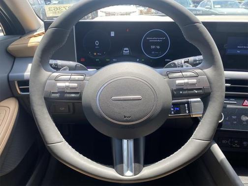2024 Hyundai SONATA Hybrid Limited