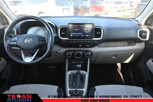 2024 Hyundai VENUE SEL