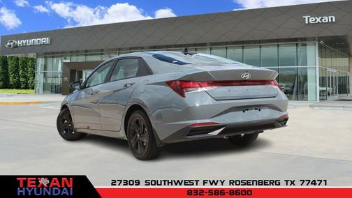 2023 Hyundai ELANTRA SEL
