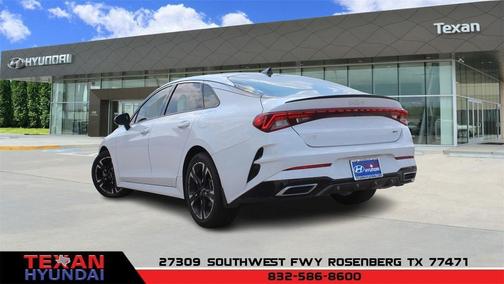 2023 Kia K5 GT-Line