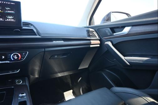 2021 Audi Q5 45 Premium Plus