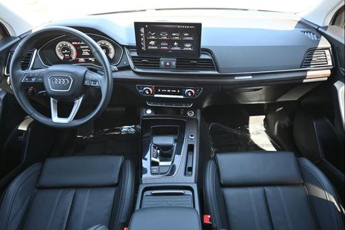 2021 Audi Q5 45 Premium Plus