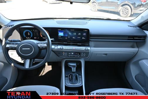 2024 Hyundai KONA SEL