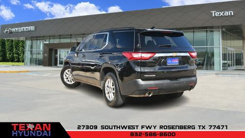 2021 Chevrolet Traverse LT Cloth