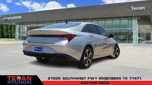 2023 Hyundai ELANTRA SEL