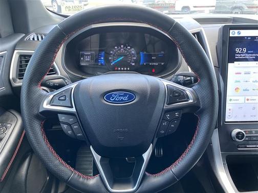 2022 Ford Edge ST Line