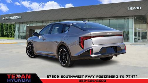 2025 Kia K4 GT-Line