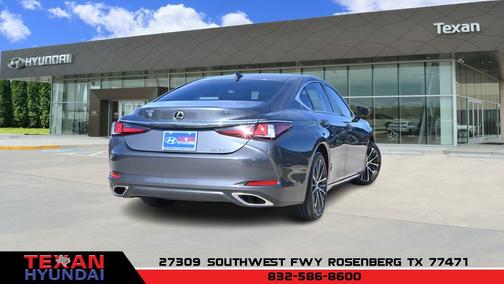 2022 Lexus ES 350 Base