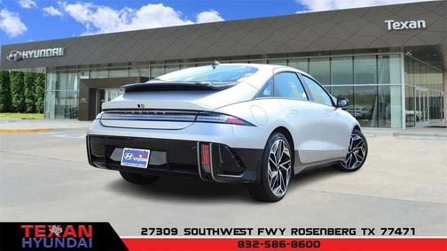 2024 Hyundai IONIQ 6 SEL