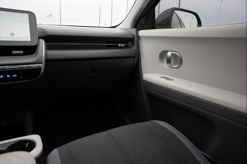 2023 Hyundai IONIQ 5 SE