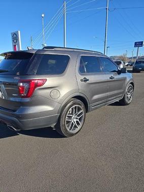 2017 Ford Explorer sport
