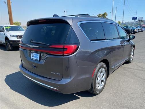 2023 Chrysler Pacifica Limited