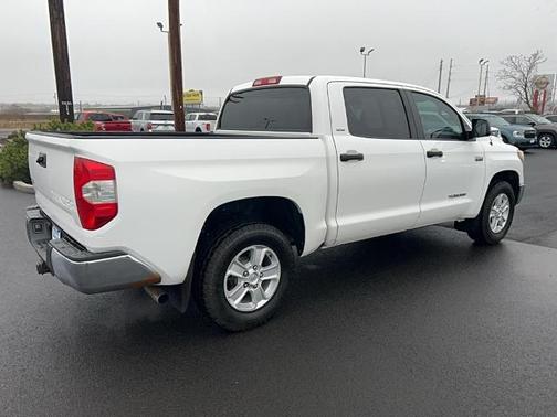 2019 Toyota Tundra SR5