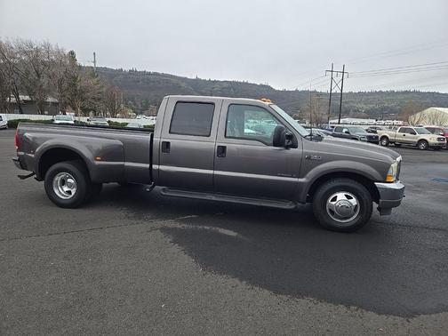 2003 Ford F-350 Lariat Super Duty