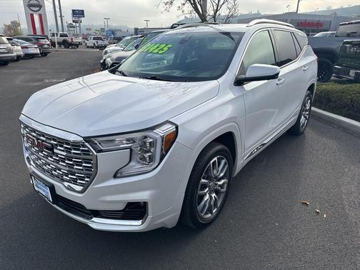 2024 GMC Terrain Denali