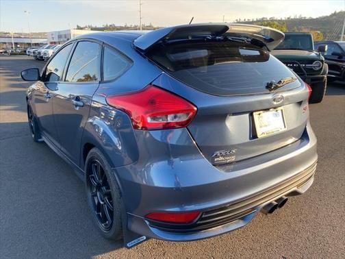 2018 Ford Focus ST Base
