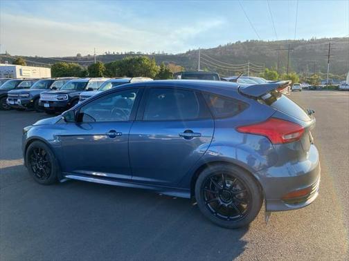 2018 Ford Focus ST Base