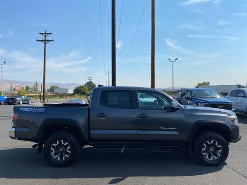 2021 Toyota Tacoma TRD OFF ROAD