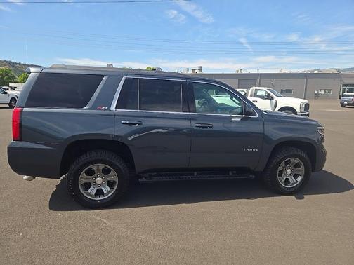 Shadow Gray Metallic 2019 Chevrolet Tahoe LT