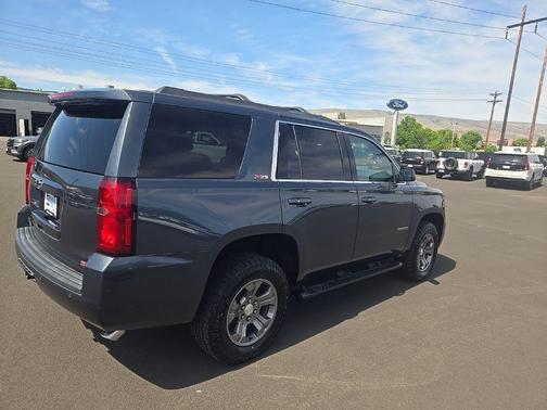Shadow Gray Metallic 2019 Chevrolet Tahoe LT