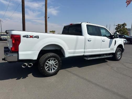 2018 Ford F-350 LARIAT SUPER DUTY
