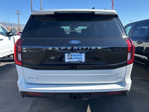 2026 Ford Expedition Max Active