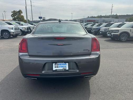 2021 Chrysler 300 S