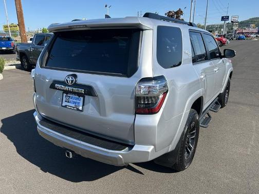 2021 Toyota 4Runner TRD OFF ROAD PREMIUM