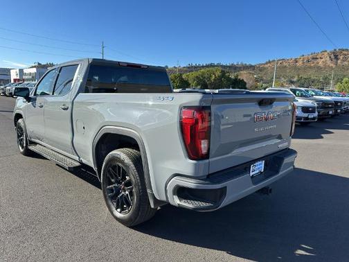 2024 GMC Sierra 1500 ELEVATION