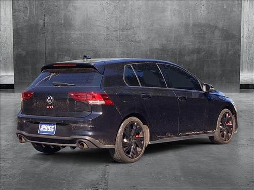 2022 Volkswagen Golf GTI 2.0T SE DSG