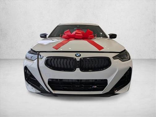 2026 BMW M240 i xDrive