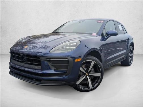 2023 Porsche Macan AWD