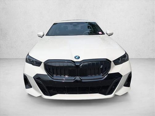 2025 BMW i5 xDrive40