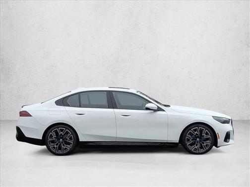 2025 BMW i5 xDrive40