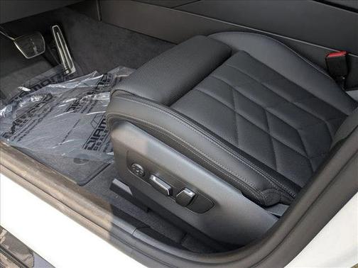 2025 BMW i5 xDrive40