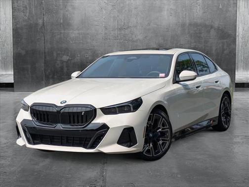 2025 BMW i5 xDrive40