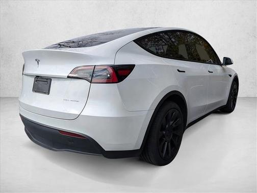 2025 Tesla Model Y Long Range Dual Motor All-Wheel Drive