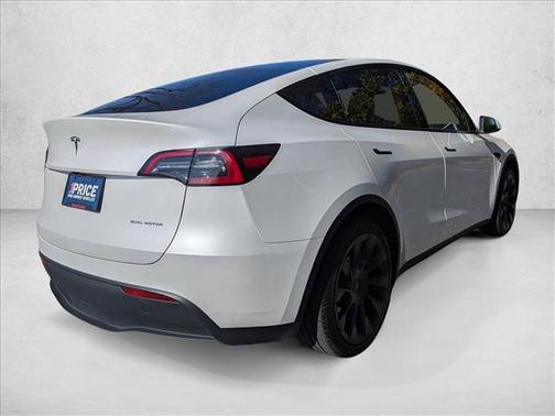 2025 Tesla Model Y Long Range Dual Motor All-Wheel Drive