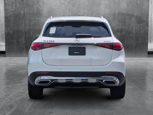 2024 Mercedes-Benz GLC 300 4MATIC