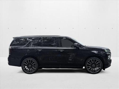 2025 Chevrolet Tahoe 4WD High Country